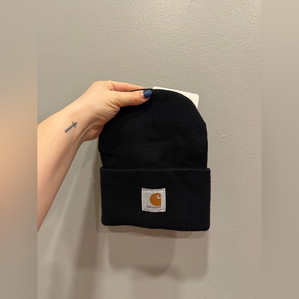 NWT Carhartt Black Logo Beanie